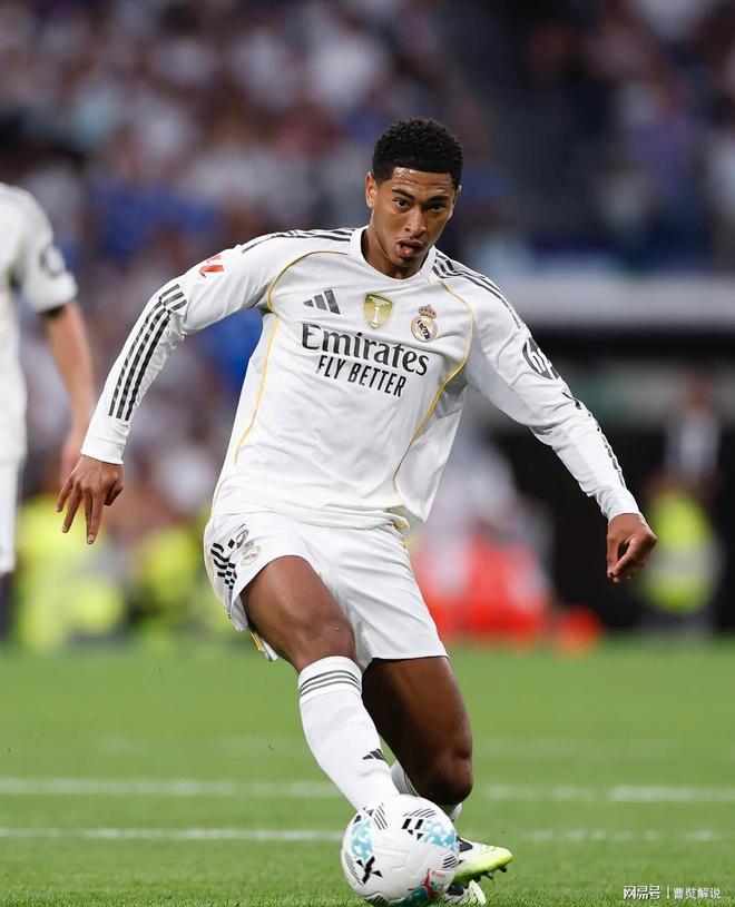 日职乙半场：新井一耀、山本隼大破门，长崎成功丸1-1水户蜀葵