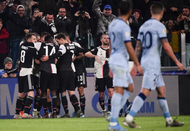 足球中的“无球跑动”意义（无球跑动在足球中的重要性）