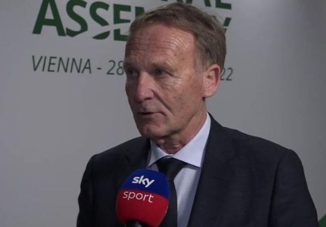 斯洛特：基耶萨生病了，加克波踢利兹联伤了将缺席几周