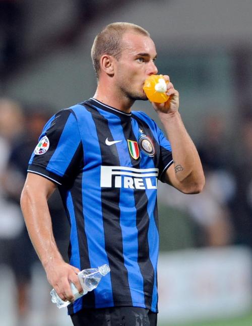 拜仁已连续19场联赛进球2+，有望追平自己保持的德甲纪录（拜仁联赛已连19场至少进两球，有望追平自身保持的德甲纪录）