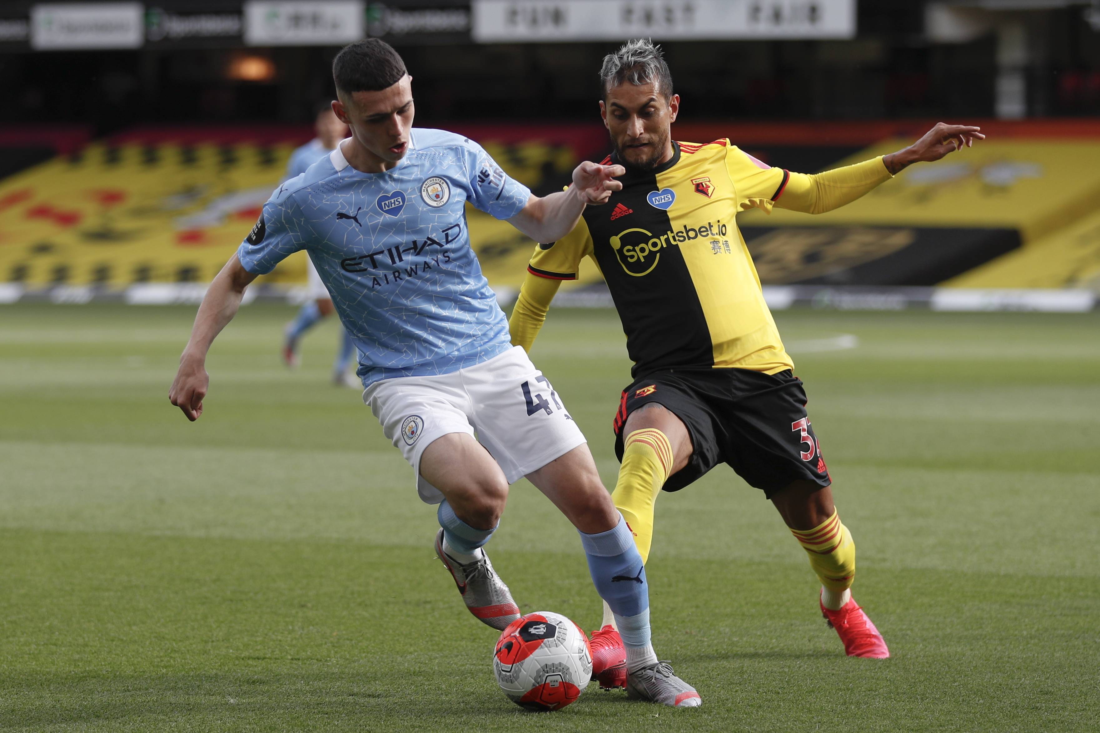 巴媒：申花敲定大阪樱花前锋拉唐，签约3年转会费200万欧（巴西媒体：申花已签下大阪樱花前锋拉唐，3年合同，转会费200万欧元）