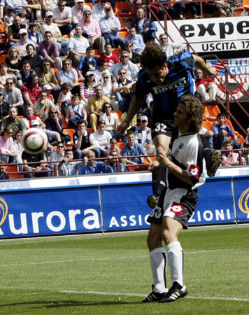 安德莱赫特主帅：孔帕尼足够敏锐，他想了解德卡特不需要问我