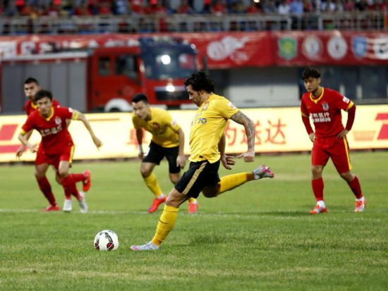 德转列本赛季30岁以上选手进球排行榜：凯恩领跑，...