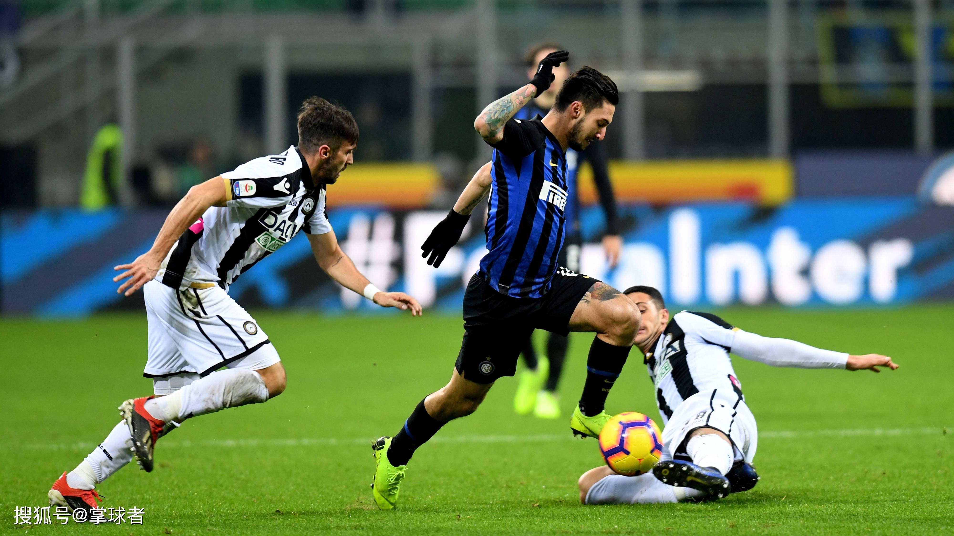 雷迪克：今天在退防转换方面做得不好，限制持球突破很困难