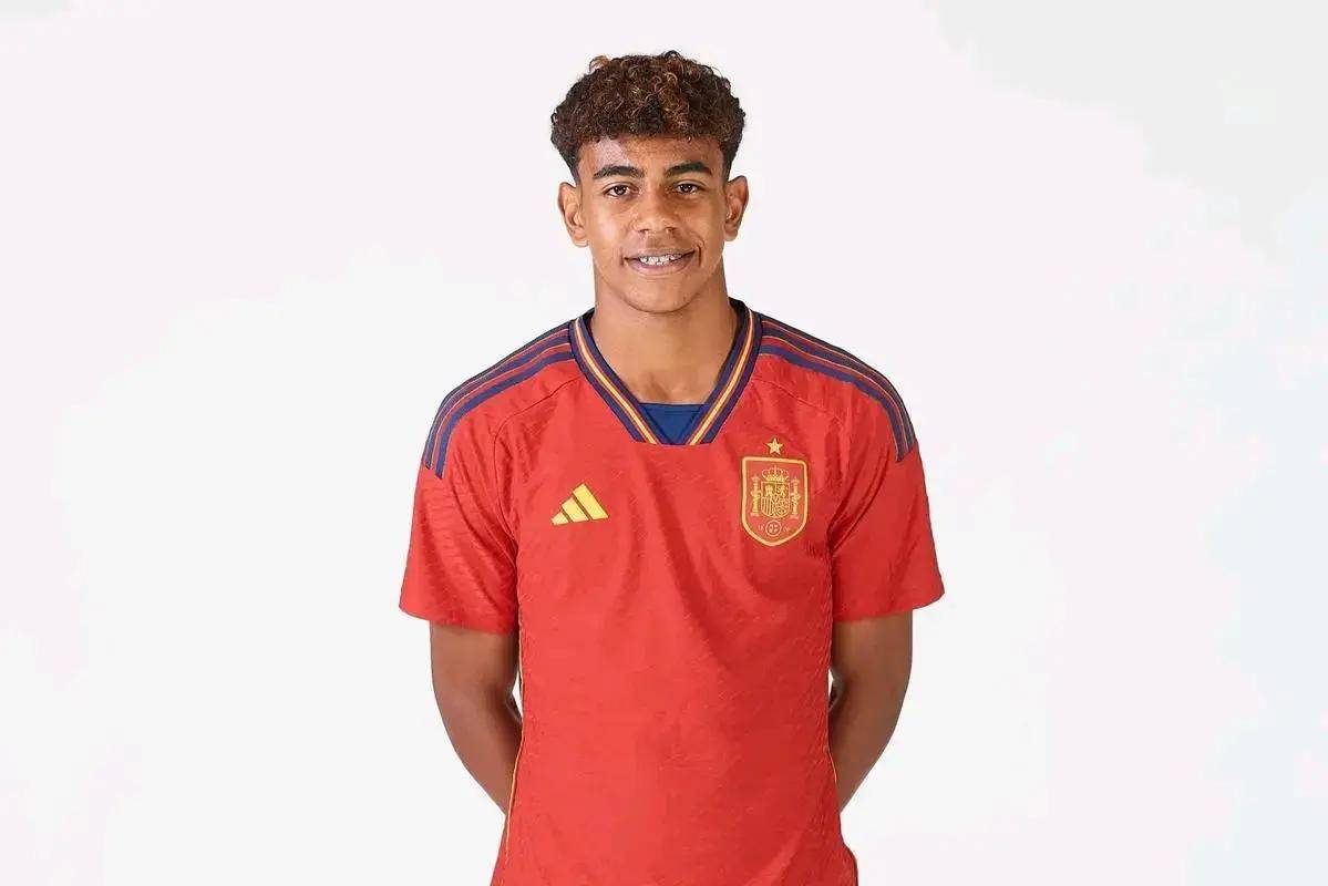 阿森纳欧冠五连胜力克拜仁慕尼黑（阿森纳欧冠豪取五连胜，击退拜仁慕尼黑）